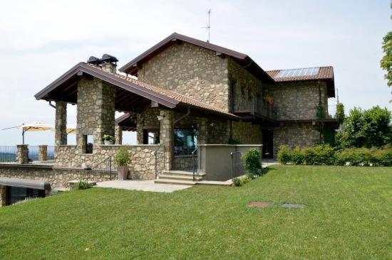 Agriturismo San Genesio Rovagnate Extérieur photo
